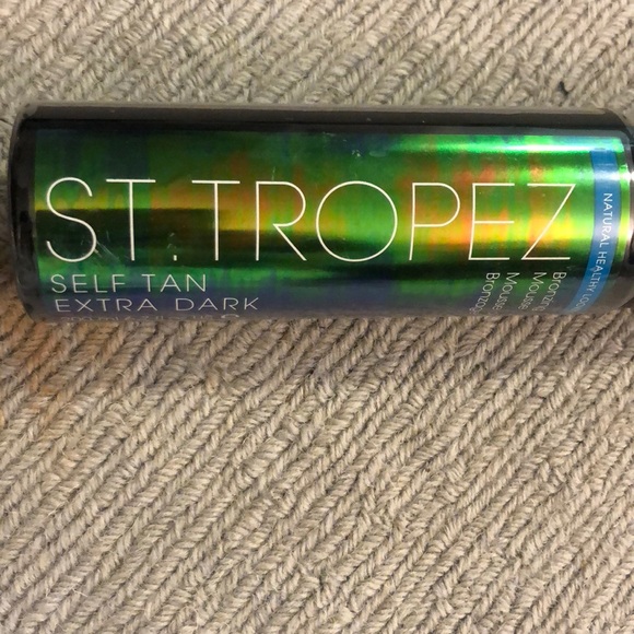 St Tropez EXTRA DARK bronzing mousse - Picture 4 of 4